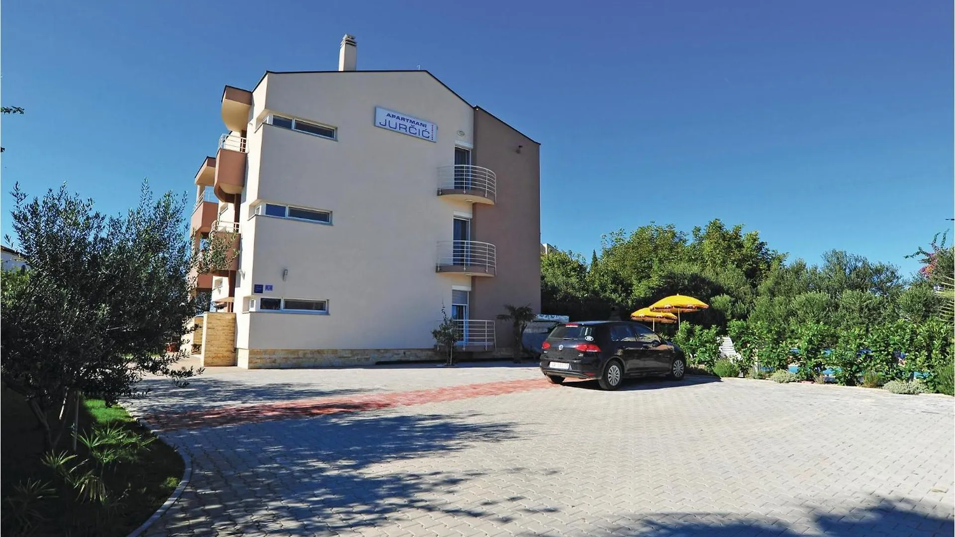 Gorgeous Apartment In Bibinje With House Sea View